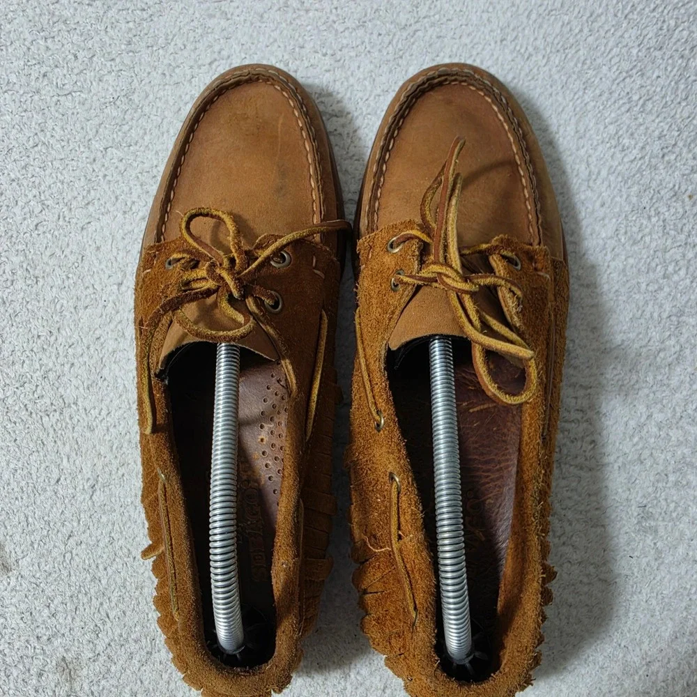 VTG Sebago Ronnie Fieg Mens 9.5 Boat Shoes Beige Suede Fringe Docksides Loafers
